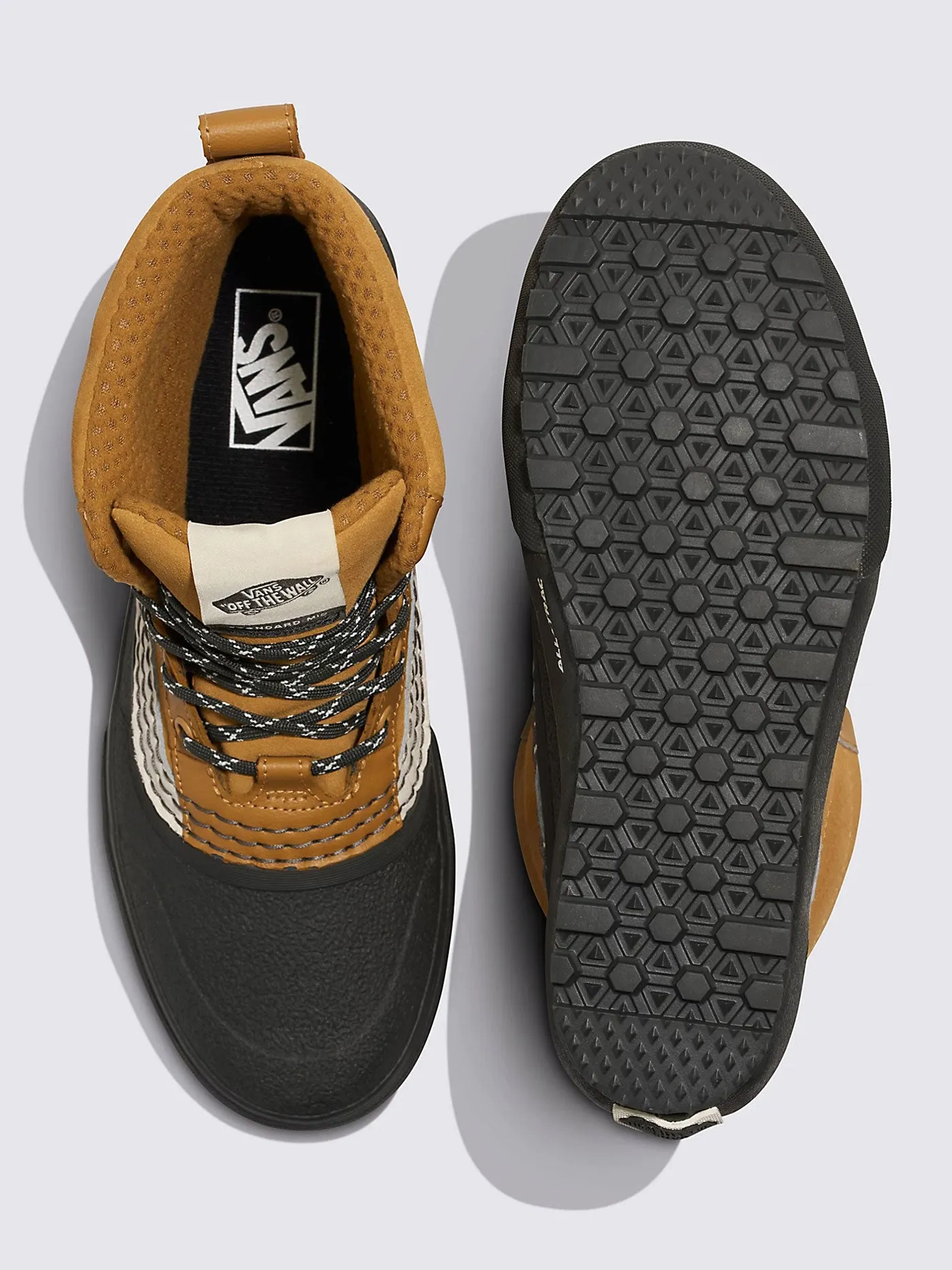 MTE Standard Mid Waterproof Tan/Black Winter Boots
