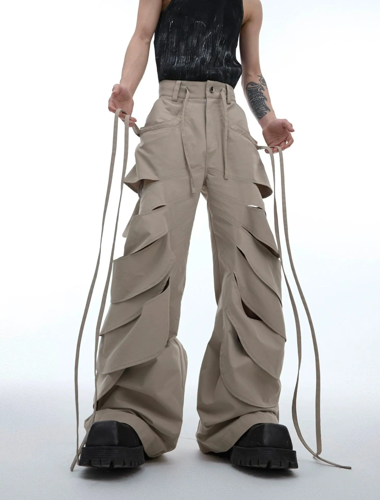 Multi-Cuts Loose Pants
