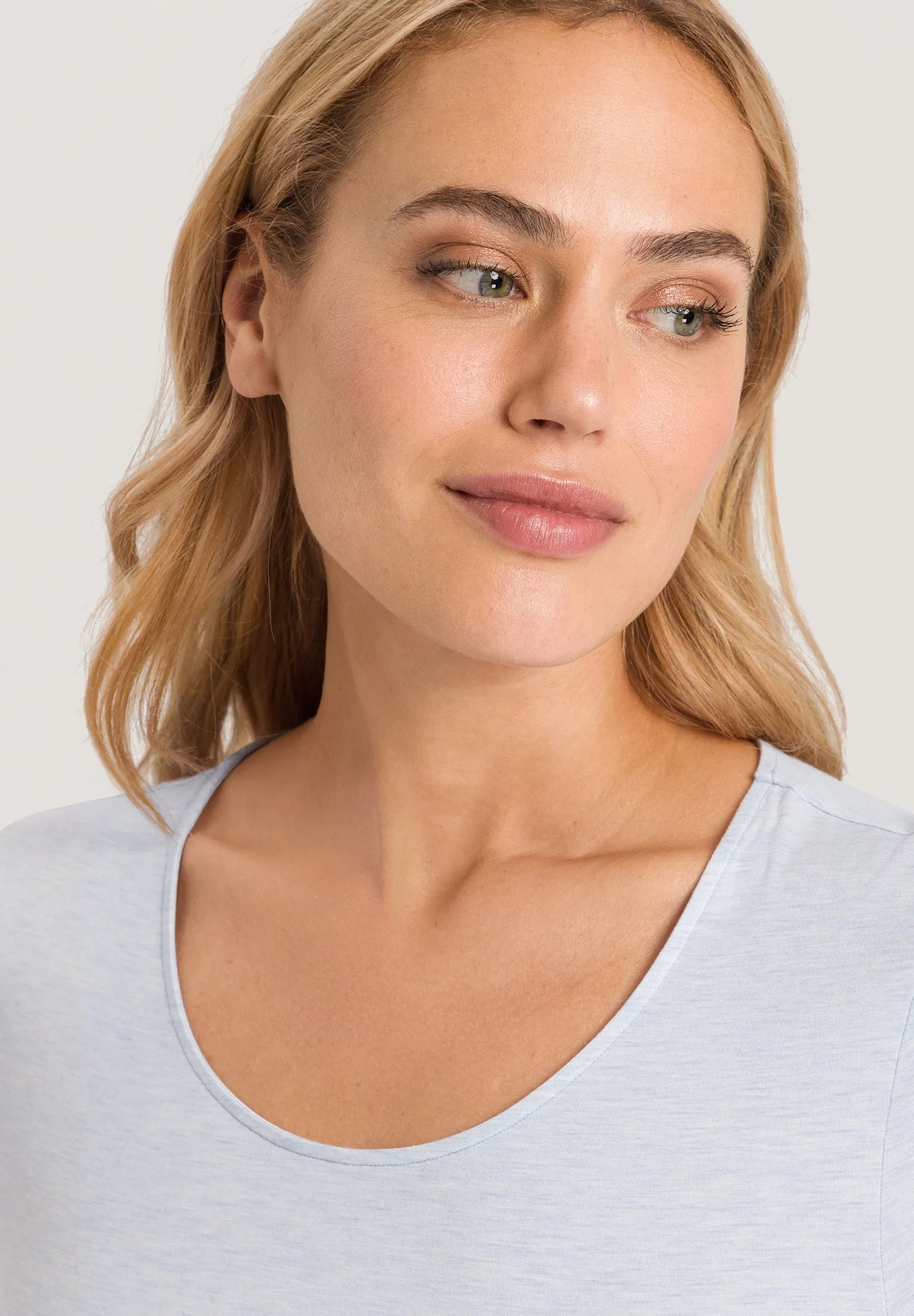 Natural Elegance Relaxed Round Neck Top | Whispering Blue 74902-2503