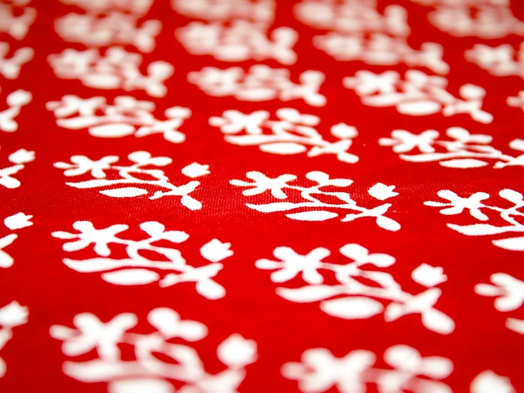 Red Flower Print Design Pure Cotton Fabric