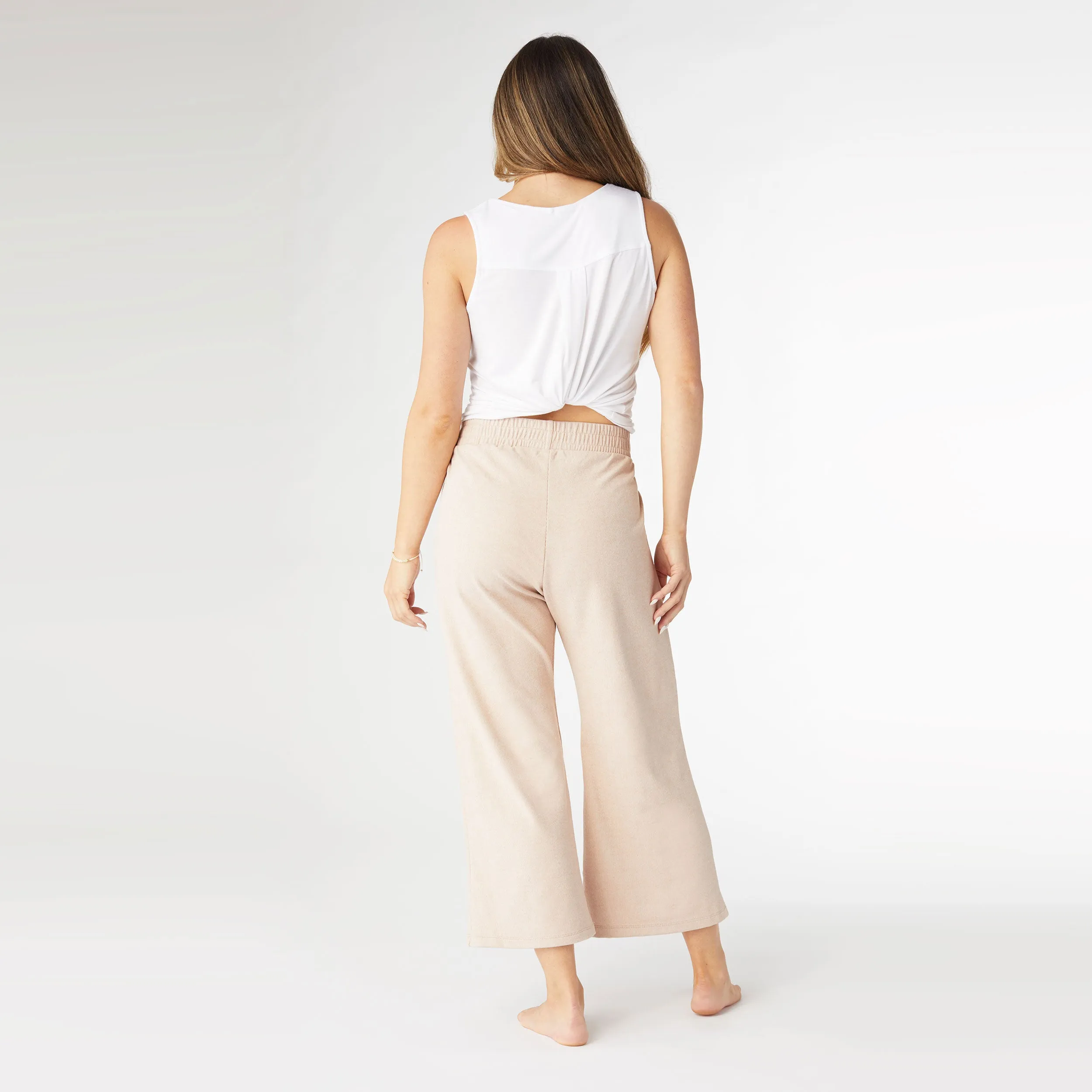 Weekend Brushed Pocket Crop  - Sand